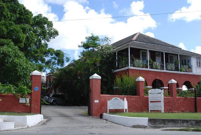 Charming Old World Apartment Bridgetown Exterior photo